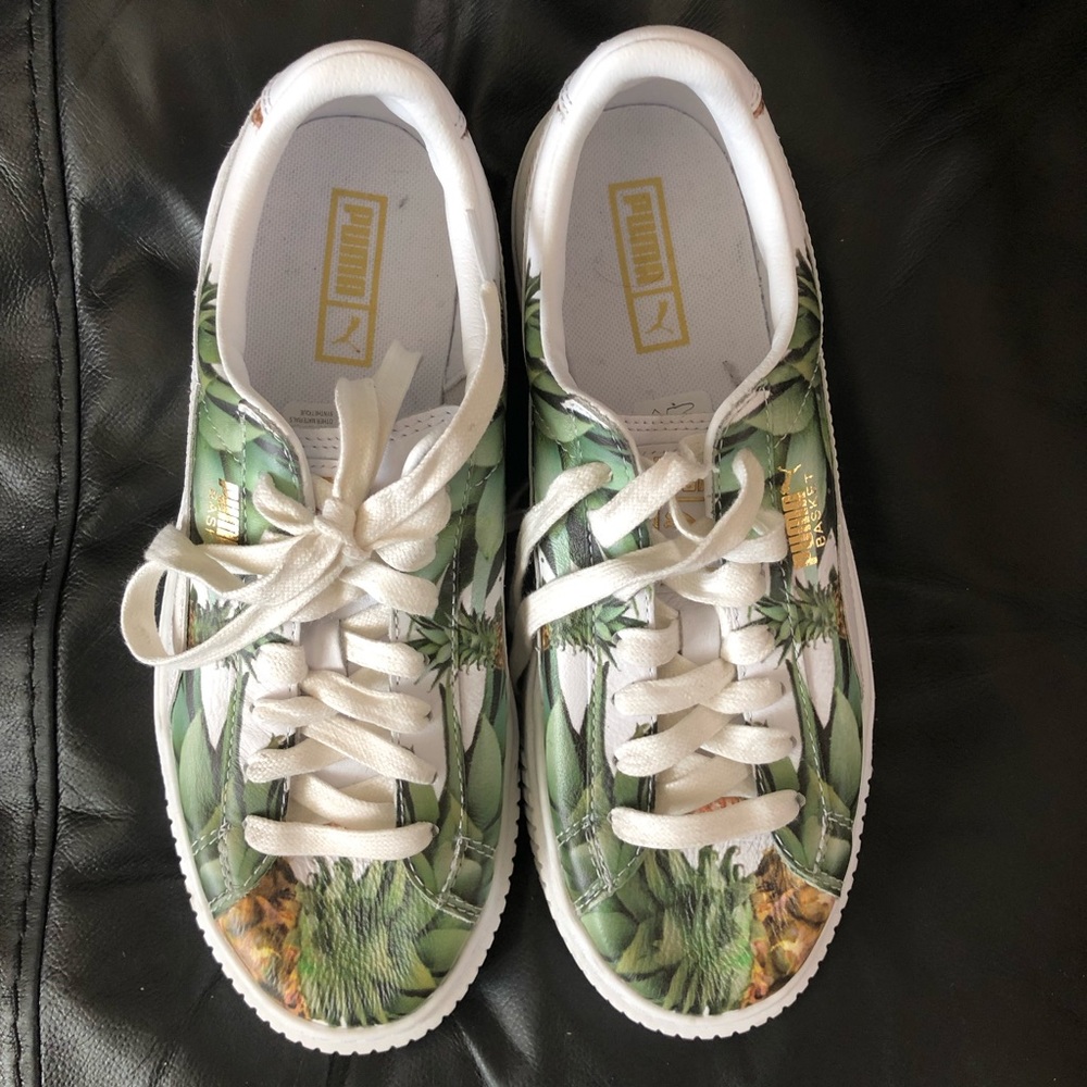 pineapple 🍍 pumas
